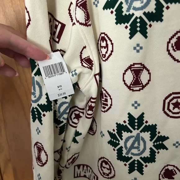 Kids Marvel Christmas Sweatshirt from Disney World - Picture 4 of 4